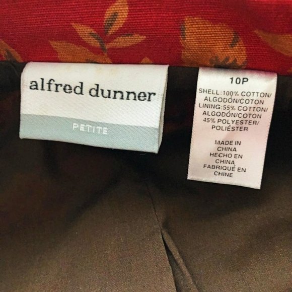 Alfred Dunner Red Floral Denim Jacket with Beaded Accents – Size 10P - Picture 9 of 10